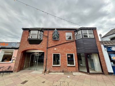 Property Image for 24 Market Street, Newmarket, Cambridgeshire, CB8 8EF