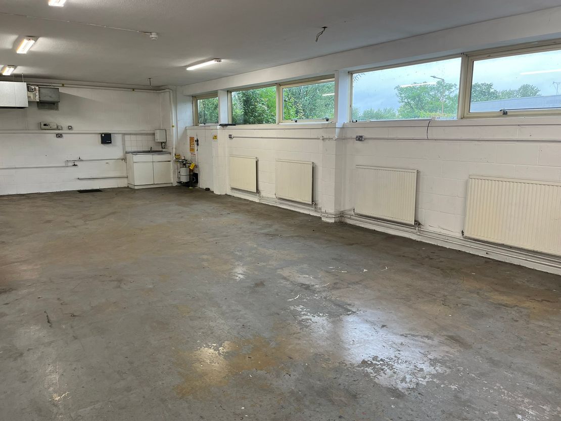 71 Alston Drive, Bradwell Abbey, Milton Keynes, MK13 9HG