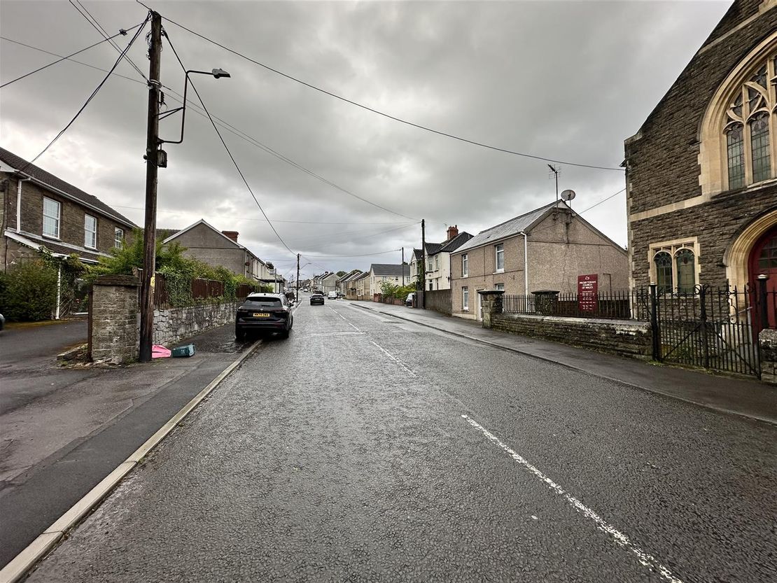 St Teilo Street, Pontardulais, Swansea