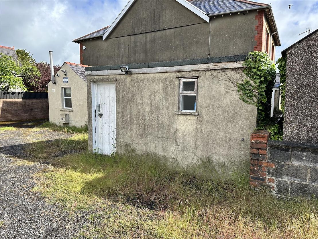 St Teilo Street, Pontardulais, Swansea