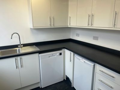 Property Image for Office Suites at Crown House, Newcastle Avenue, Worksop, S80 1ET