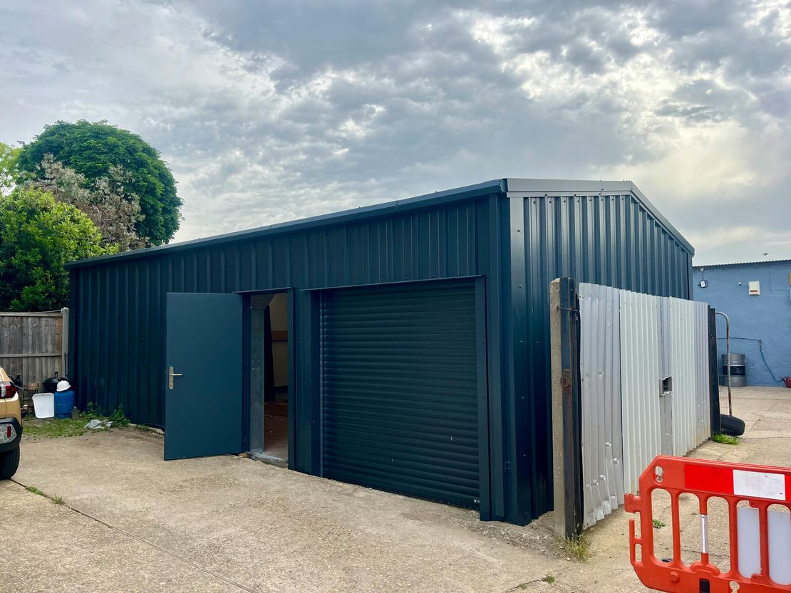 Rear Unit at 45 Suttons Lane, Hornchurch, RM12 6RJ