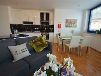 Property Image for 87 Wollaton Road, Beeston, Nottingham, Nottinghamshire, NG9 2NG