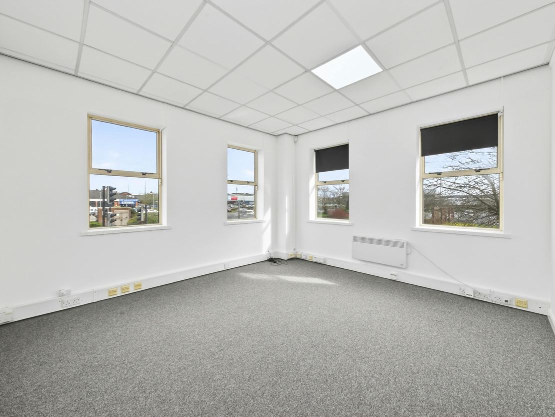 First Floor at Freshfields House, Taylors Court, Parkgate, Rotherham, S62 6NU