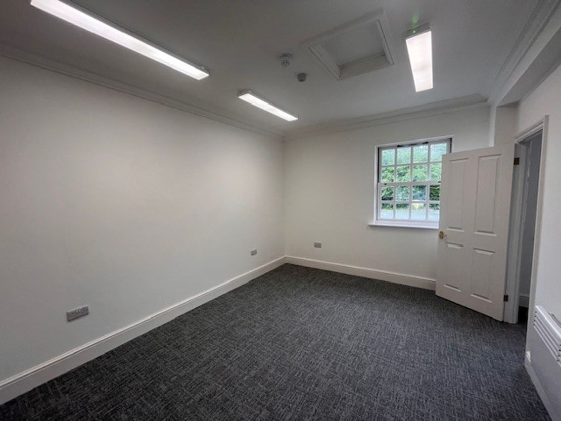 Building 5, Wrekin Professional Centre, Holyhead Rd, Wellington, Telford TF1 2EH