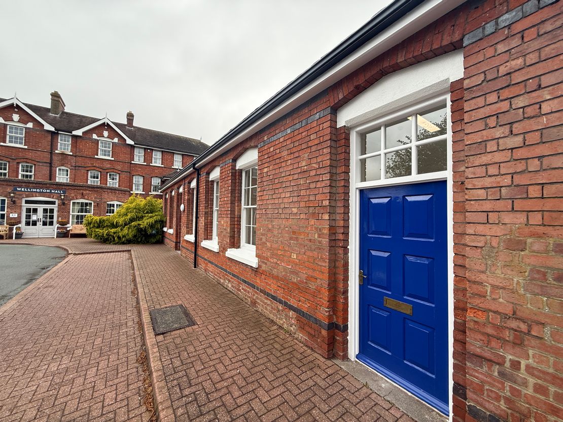 Building 5, Wrekin Professional Centre, Holyhead Rd, Wellington, Telford TF1 2EH