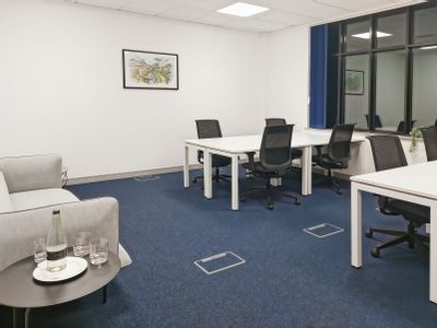 Property Image for Renfrew Road, Trident House, 175, Paisley, Renfrewshire, United Kingdom, PA3 4EF