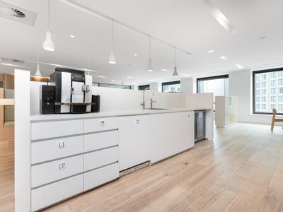 Property Image for Wren Avenue, Hillingdon House, Uxbridge, Greater London, United Kingdom, UB10 0FD