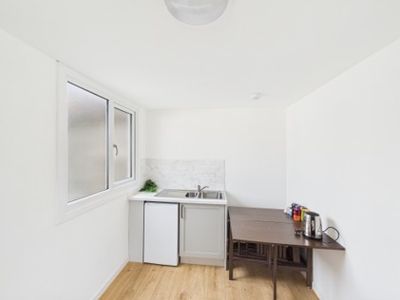Property Image for 12 Irvine Road, Crosshouse, Kilmarnock, East Ayrshire, KA2 0HQ