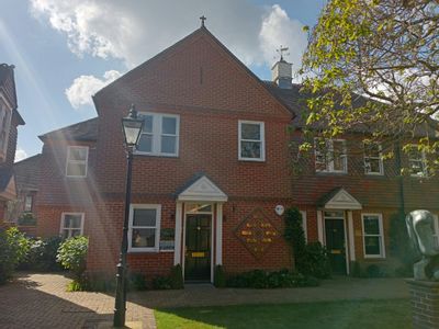 Property Image for 10 Borelli Yard, Farnham, GU9 7NU