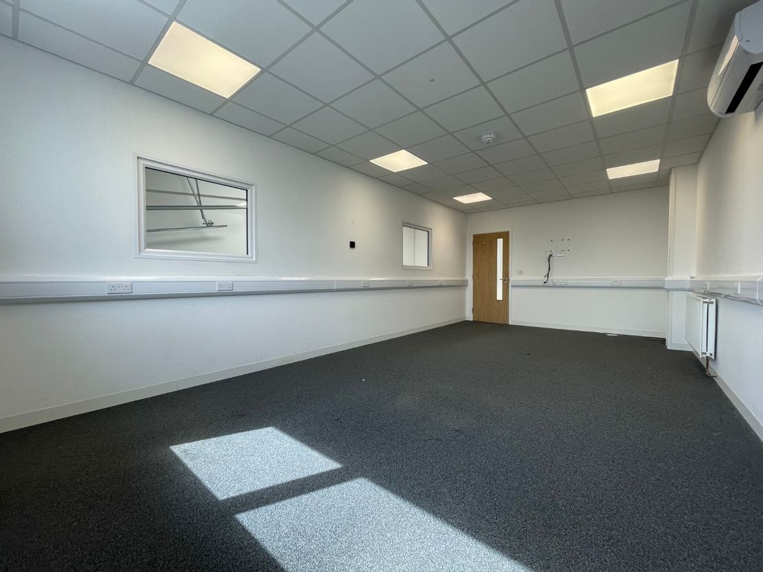 Unit 22, Carlton Business Park, Carlton Road, Ashford, Kent, TN23 1DP