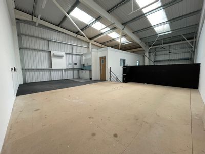 Property Image for Unit 22, Carlton Business Park, Carlton Road, Ashford, Kent, TN23 1DP
