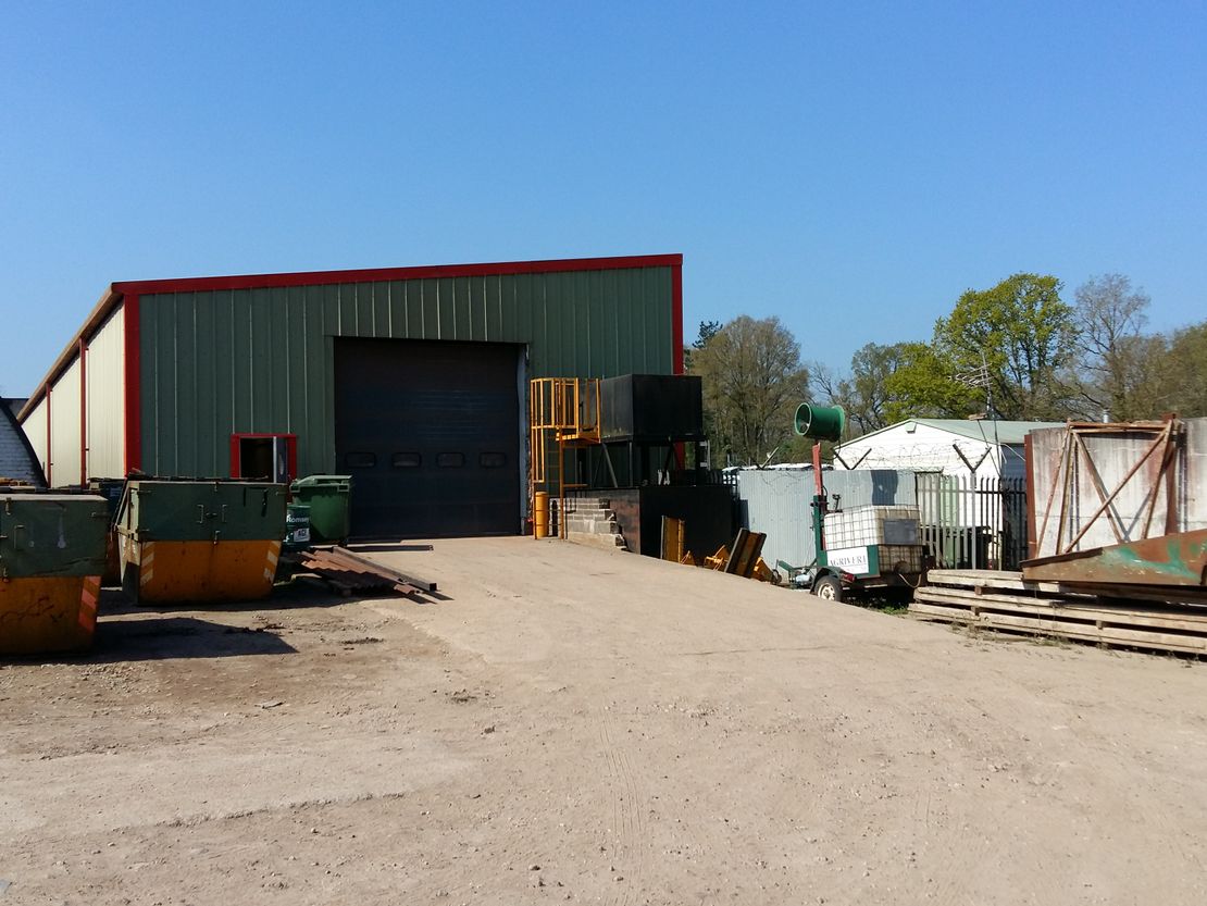 Unit B, Yokesford Hill Estate, Yokesford Hill, Belbins, Romsey, Hampshire, SO51 0PF