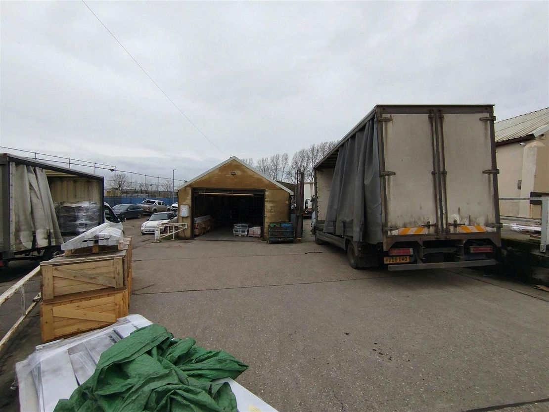 Unit 2,, Rawreth Industrial Estate, Rawreth Lane, SS6 9RL