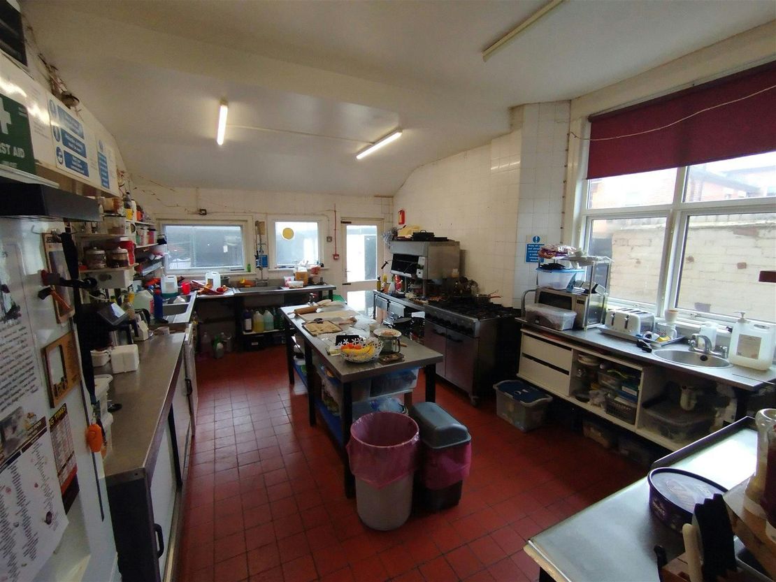4, Grosvenor Road, Westcliff-on-Sea, SS0 8EN