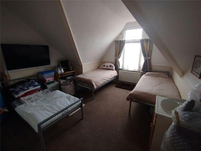 Property Image for 4, Grosvenor Road, Westcliff-on-Sea, SS0 8EN