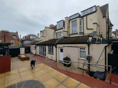 Property Image for 4, Grosvenor Road, Westcliff-on-Sea, SS0 8EN
