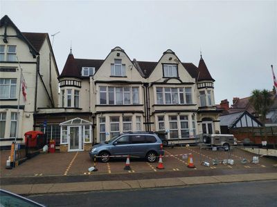 Property Image for 4, Grosvenor Road, Westcliff-on-Sea, SS0 8EN