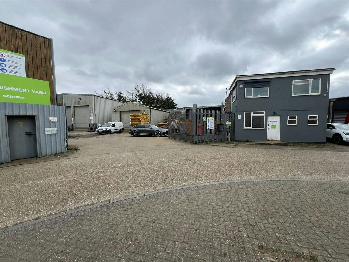 36, Star Lane Industrial Estate, Star Lane, SS3 0PJ