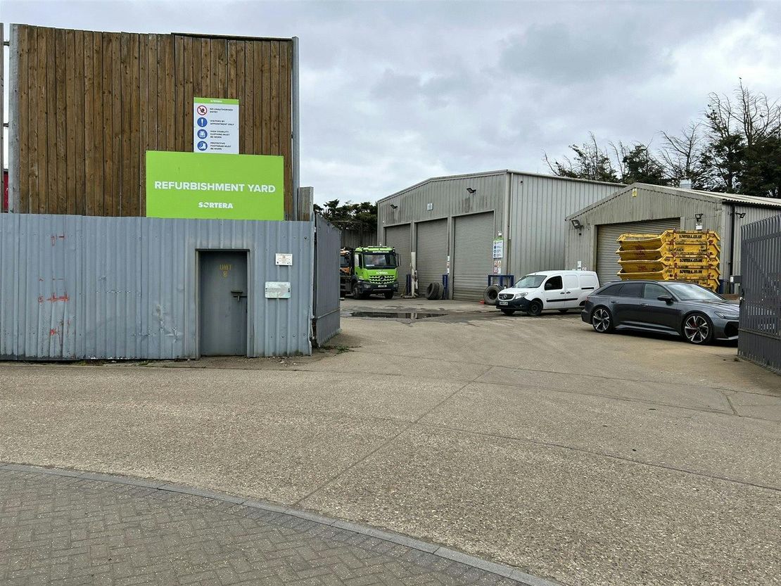36, Star Lane Industrial Estate, Star Lane, SS3 0PJ