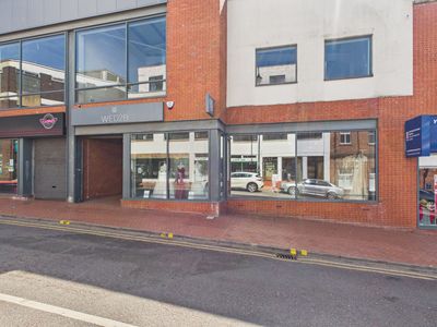 Property Image for 3b Priory Street, Wrexham, LL11 1SU