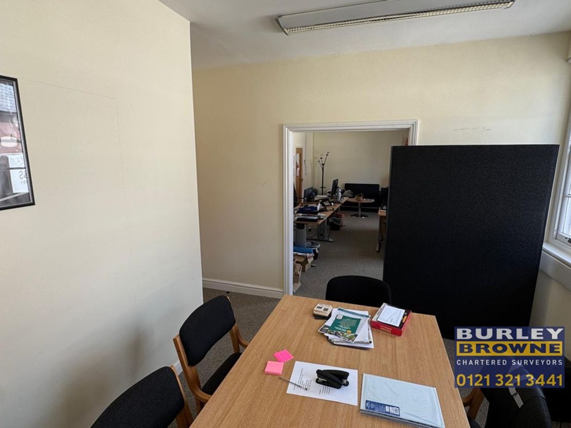 First Floor Offices Agricultural House, 32 Cambrian Place, Carmarthen, Carmarthenshire, SA31 1QG