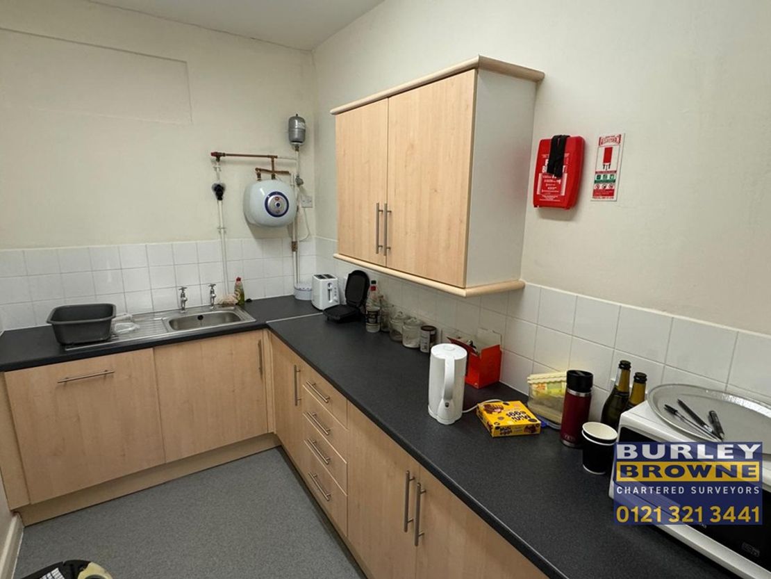 First Floor Offices Agricultural House, 32 Cambrian Place, Carmarthen, Carmarthenshire, SA31 1QG