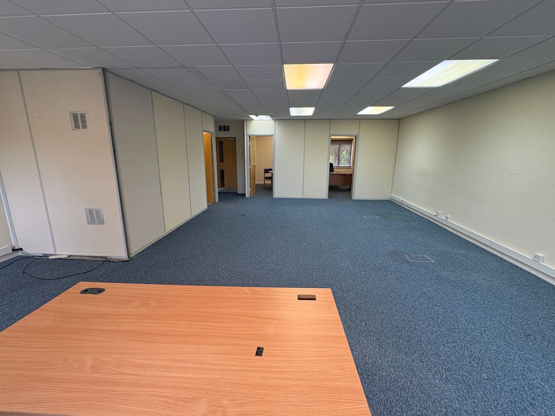 10 West Links, Tollgate, Chandler's Ford, Eastleigh, Hampshire, SO53 3TG