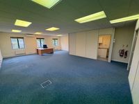 Property Image for 10 West Links, Tollgate, Chandler's Ford, Eastleigh, Hampshire, SO53 3TG