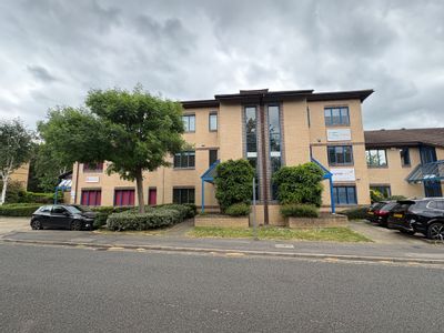 Property Image for 10 West Links, Tollgate, Chandler's Ford, Eastleigh, Hampshire, SO53 3TG