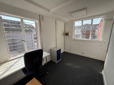 Property Image for 15 High Street, Eastleigh, Hampshire, SO50 5LF