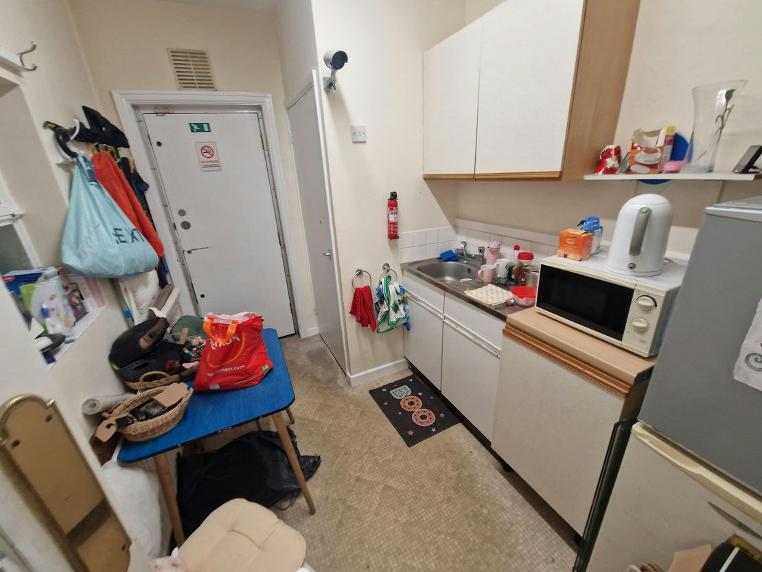 Ground Floor, 107 High Street, Cosham, Portsmouth, PO6 3BB