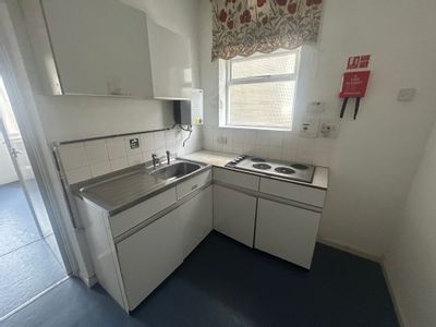 Property Image for 1 Station Road, Clevedon, BS21 6NH