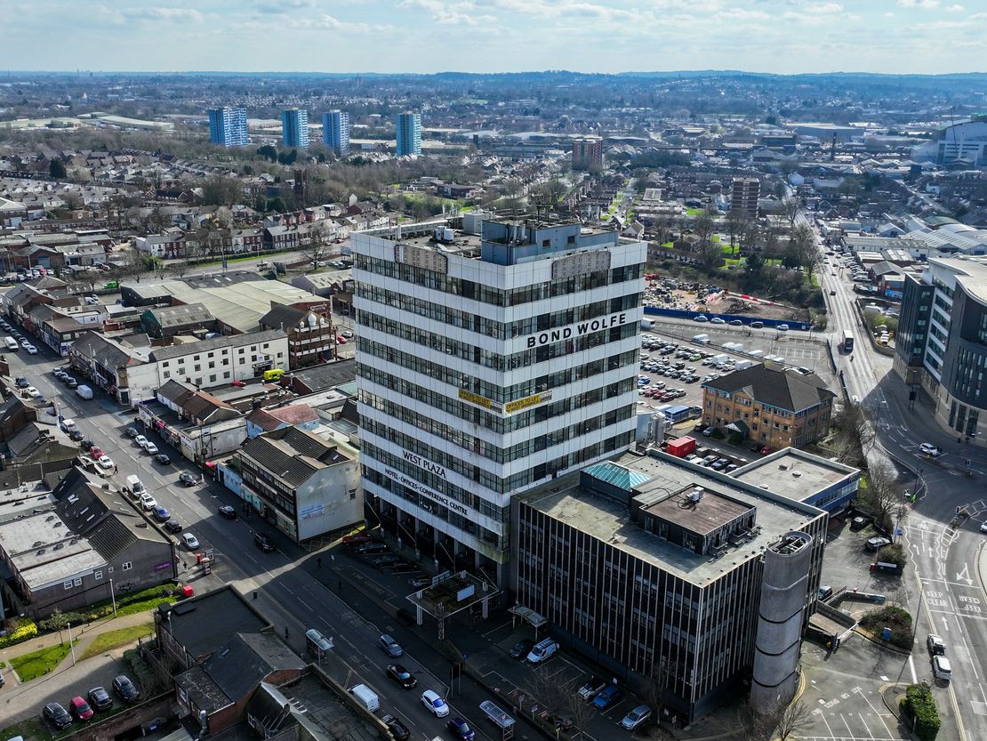 West Plaza, 144 High Street, West Bromwich, B70 6JJ