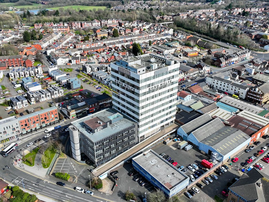 West Plaza, 144 High Street, West Bromwich, B70 6JJ