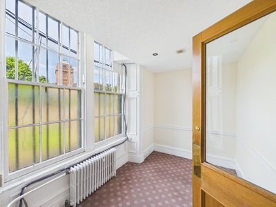 Property Image for 27 Bank Street, Dundee, DD1 1RP