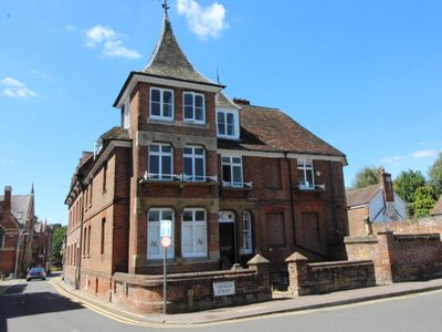 Property Image for Stafford House, 16 East Street, Tonbridge, TN9 1HG