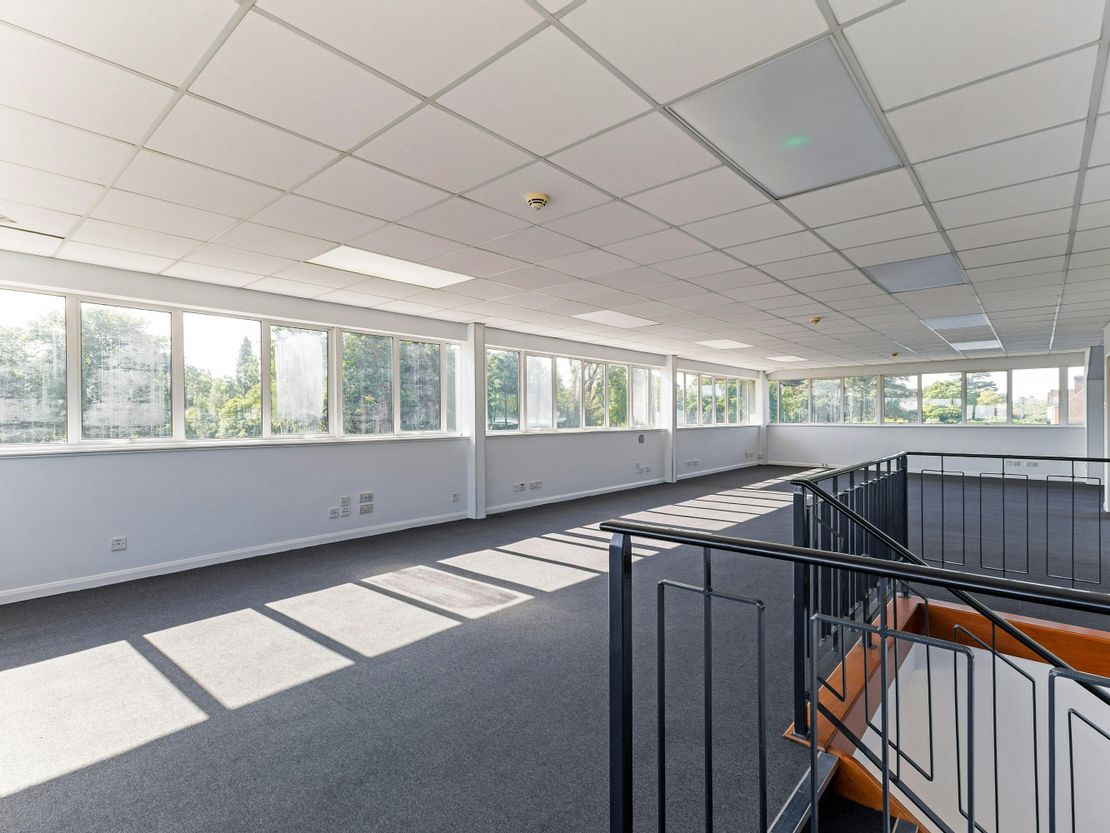 First Floor, Marine House, Sutton Road, Cookham Bridge, SL6 9SN