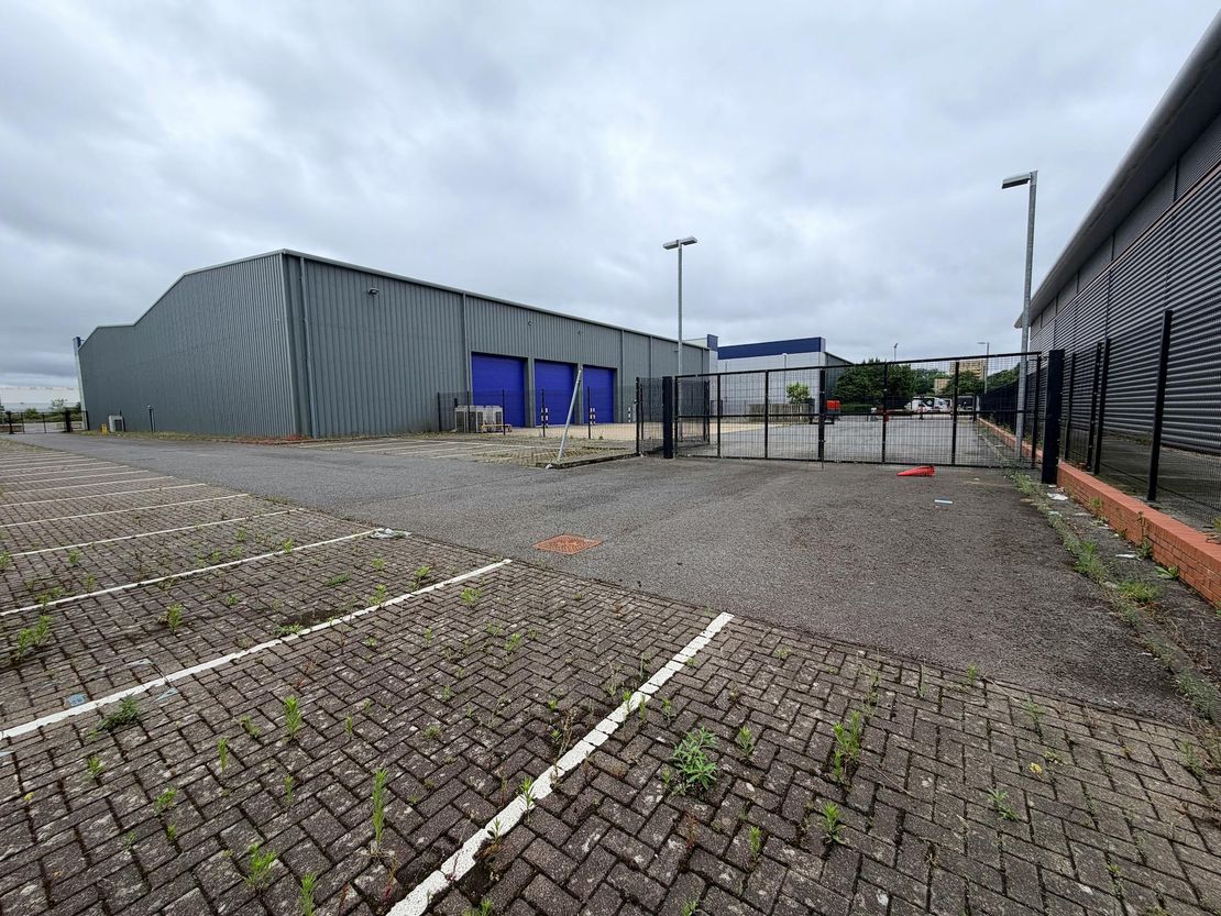 Unit 1 Horizon Point, Swallowdale Lane, Hemel Hempstead, HP2 7FZ