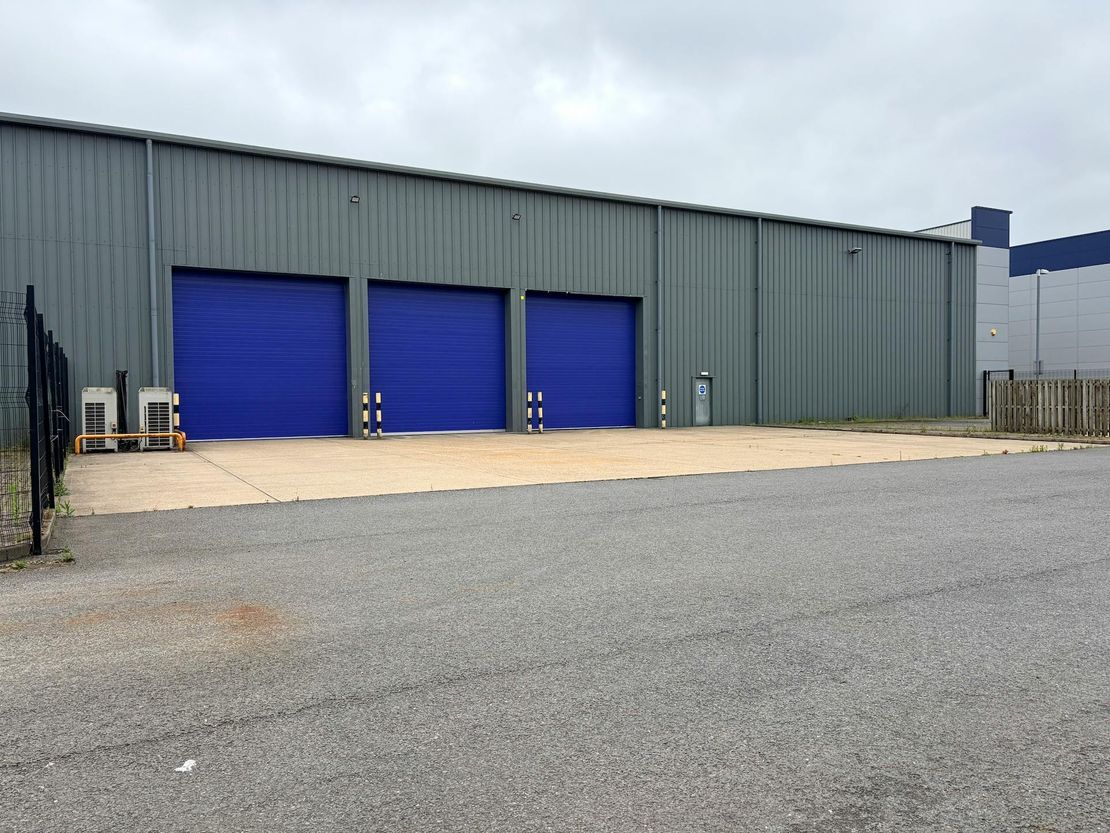 Unit 1 Horizon Point, Swallowdale Lane, Hemel Hempstead, HP2 7FZ