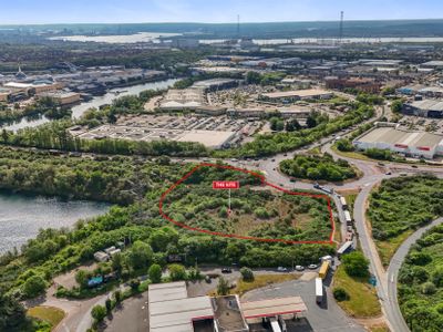 Property Image for Arterial Road West, Grays, RM16 3BG