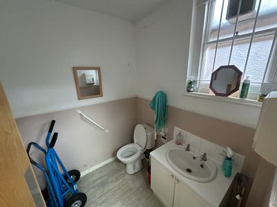 Property Image for 8-9 Station Parade, Eastbourne, East Sussex, BN21 1BE