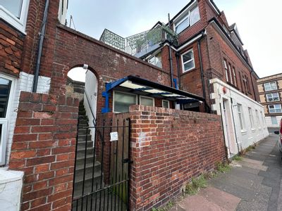 Property Image for 149 Langney Road, Eastbourne, East Sussex, BN22 8AH