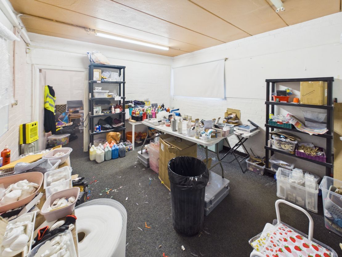 Unit 1 208 Western Road, Kilmarnock, Ayrshire, KA3 1NJ