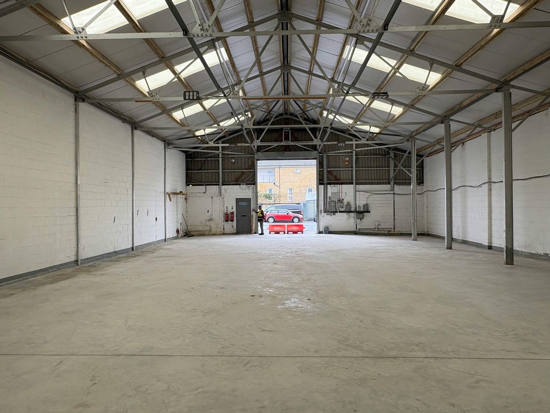 Unit 30, Phoenix Distribution Park, Phoenix Way, Hounslow, TW5 9NB