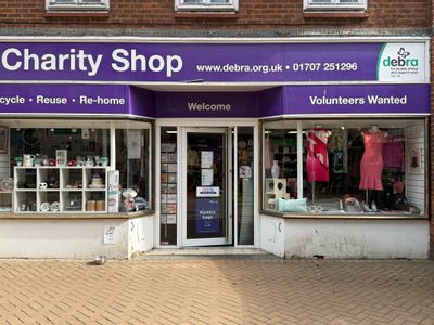 Property Image for 37 Town Centre, Hatfield, Hertfordshire, AL10 0JT