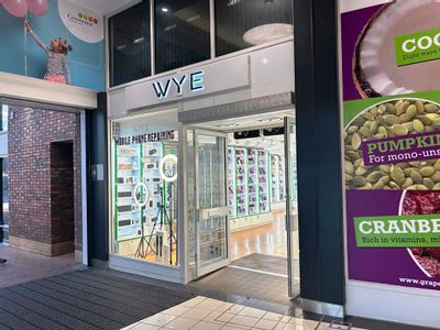 Property Image for 16 Mill Street Mall, Grosvenor Shopping Centre, Grosvenor Shopping Centre, Macclesfield, Cheshire, SK10 1DY