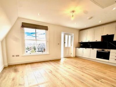 Property Image for 400 Richmond Road, Twickenham, TW1 2DY