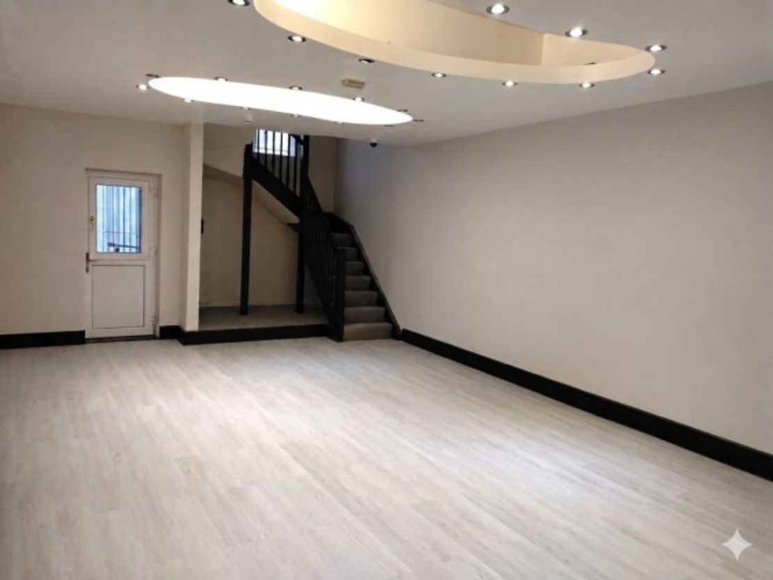Picton Ln, Swansea SA1 3BH