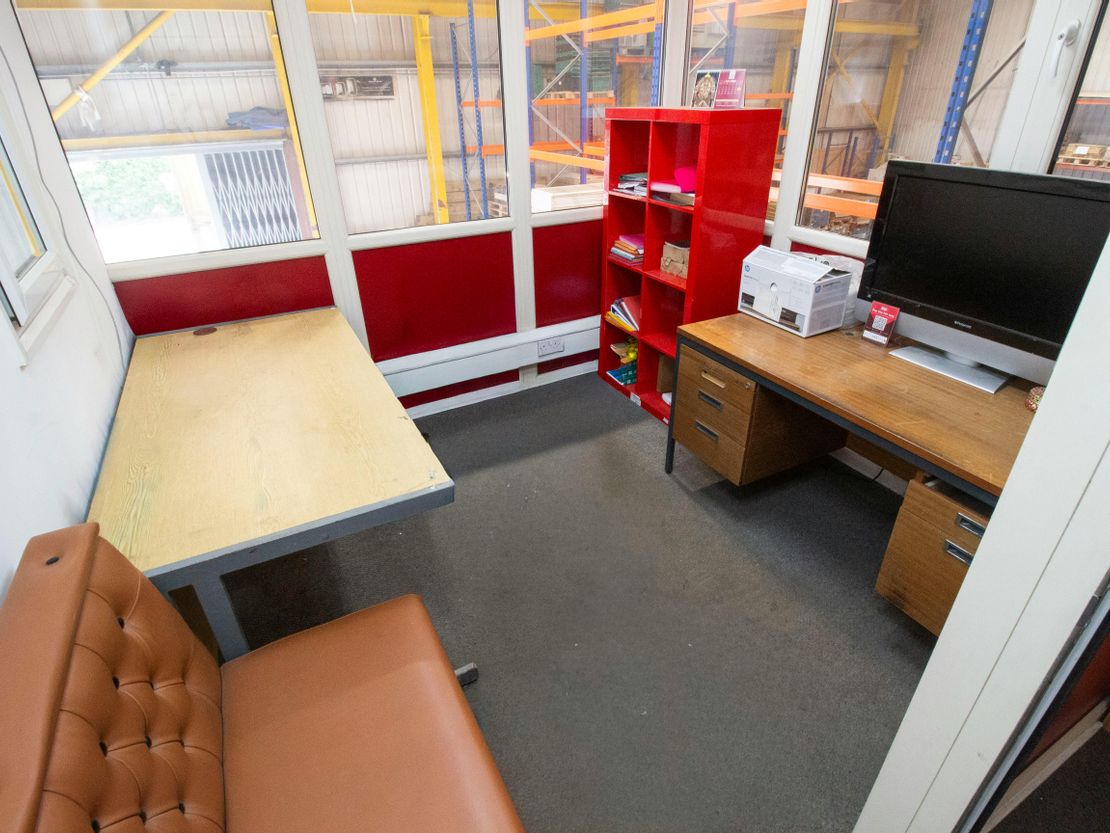 Unit 38, Silicon Business Centre, 26 Wadsworth Road, Perivale, UB6 7JZ